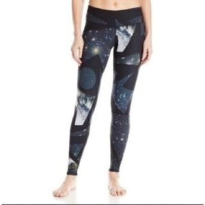 Alo Yoga Space Vapor Airbrush Mid Rise Leggings Size M